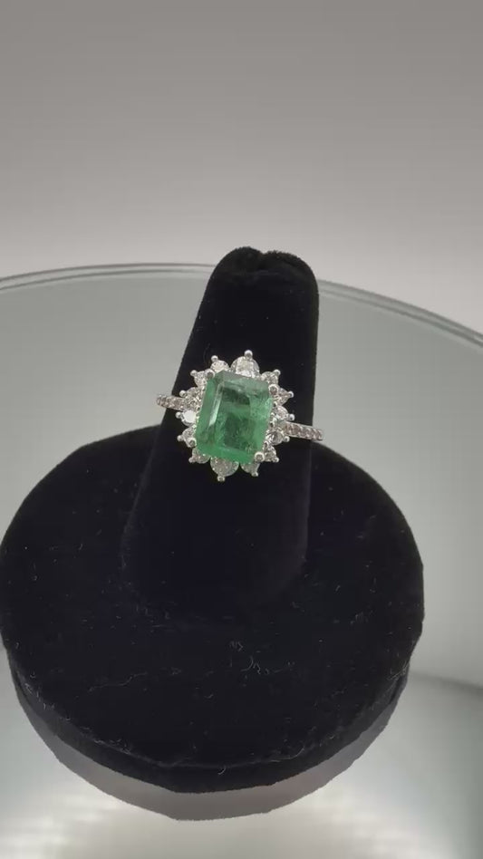 Anillo esmeralda