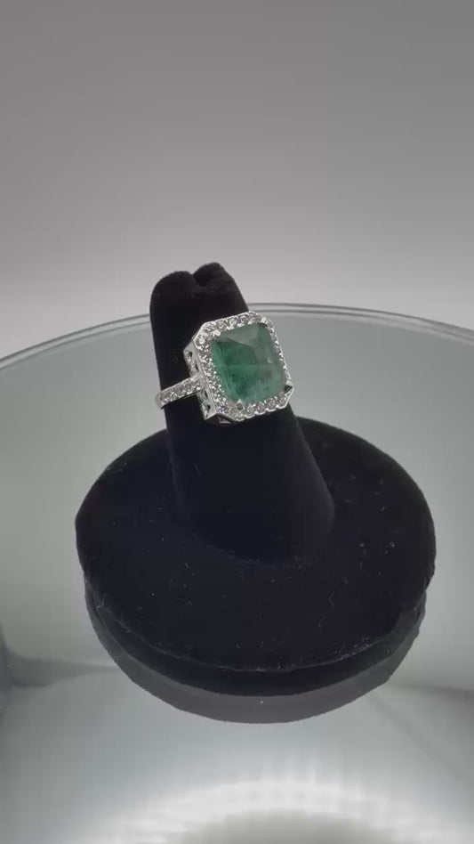 Anillo esmeralda